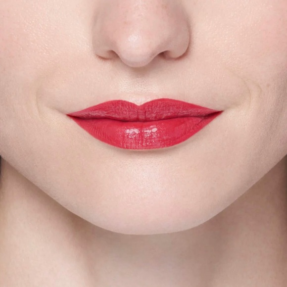 L’Oréal Paris Brilliant Signature Shiny Lip Stain Colour 306 Be Innovative - Picture 5 of 8